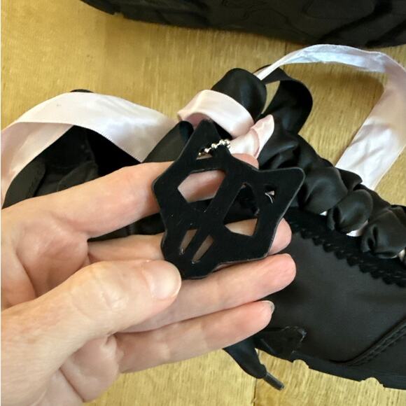 Naked Wolfe Sneakers Satin Adorable Size US & Black Pink - Picture 3 of 9